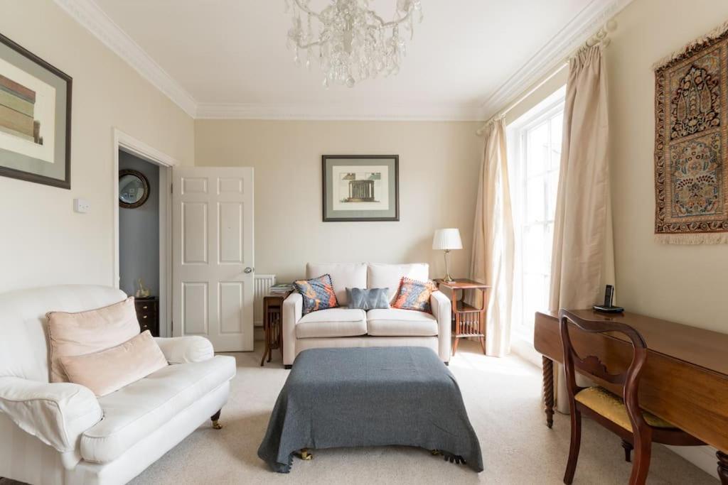 Four Bedroom Townhouse In Famous Suffolks Area Cheltenham Kültér fotó